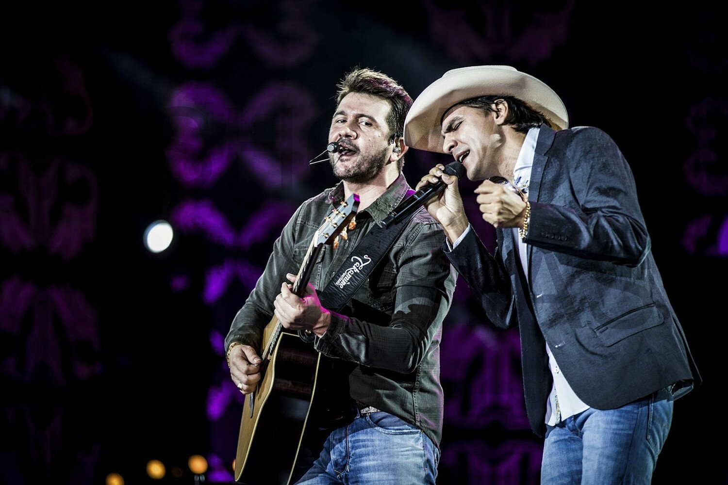 Expo Umuarama incrementa programação com um dia a mais de rodeio e show gratuito de Jads e Jadson