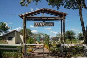 Com horta ampliada e atividades educativas, fazendinha ganha destaque na expo umuarama