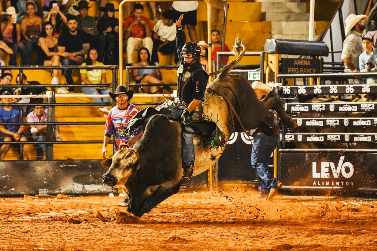 Rodeio Nacional será aberto nesta terça-feira na Expo Umuarama, com entrada gratuita