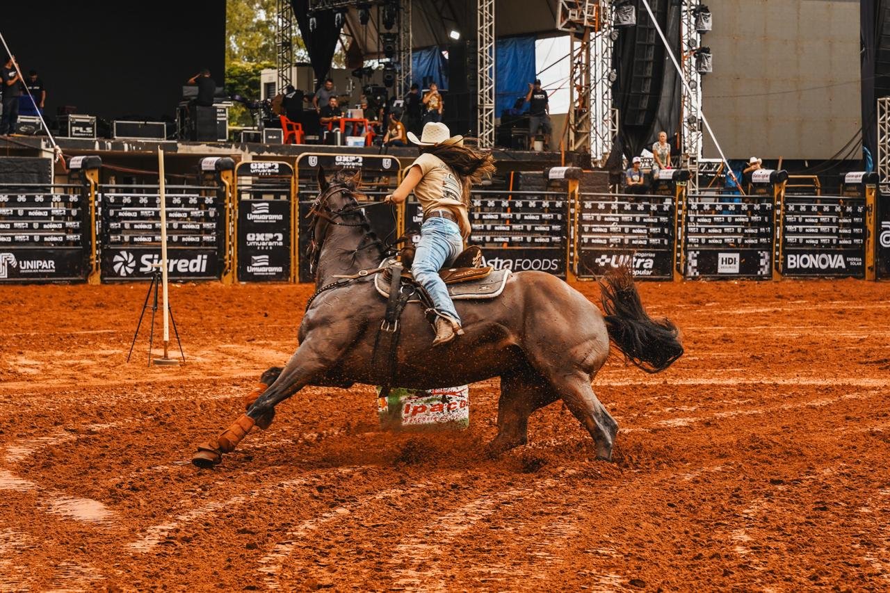 Velocidade, elegância e protagonismo feminino marcam a Prova dos Três Tambores na Expo Umuarama